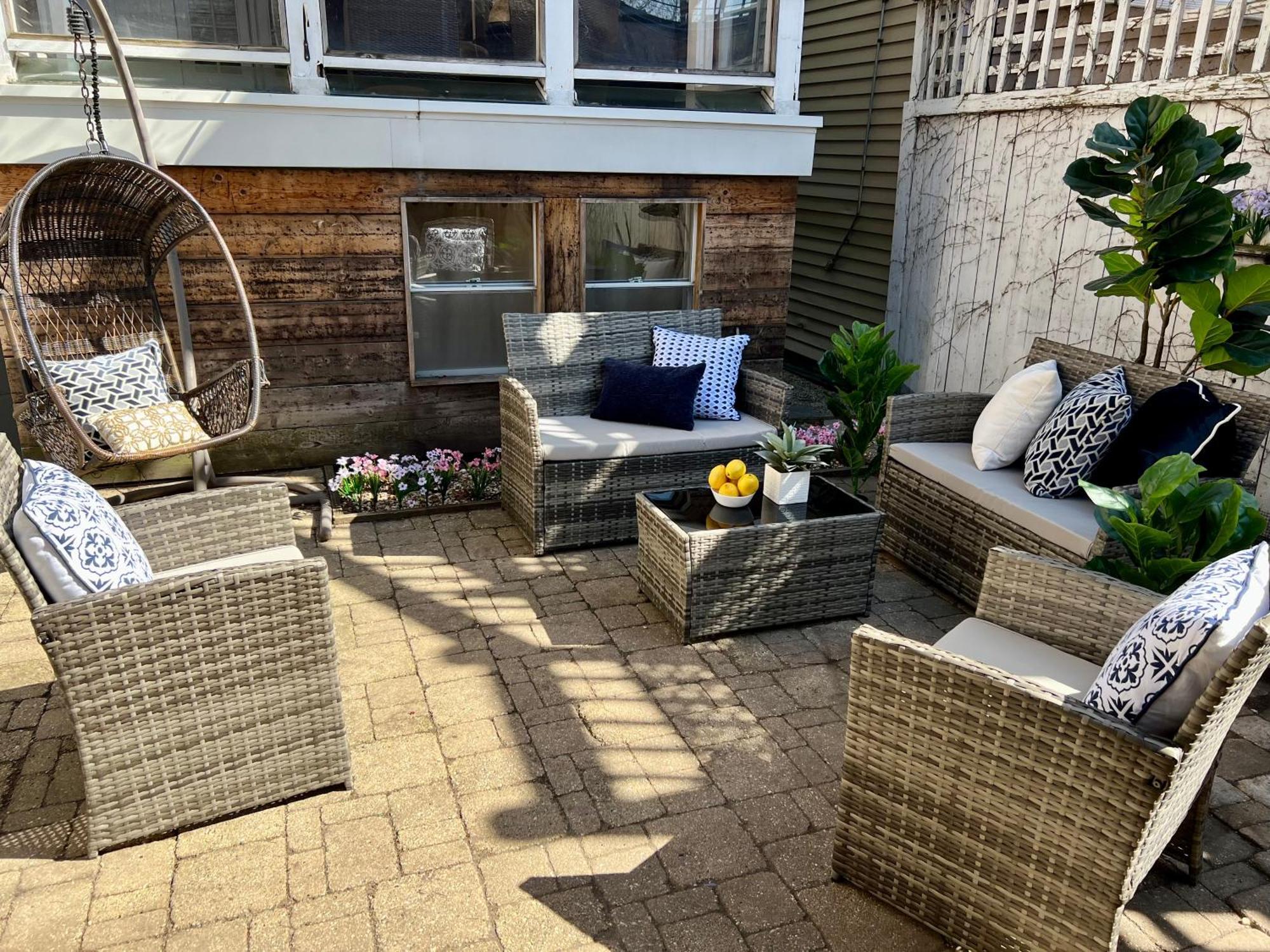 3 Bedroom Spacious Home In Ideal Location W Free Parking Back Yard Pets Welcome Chicago Esterno foto