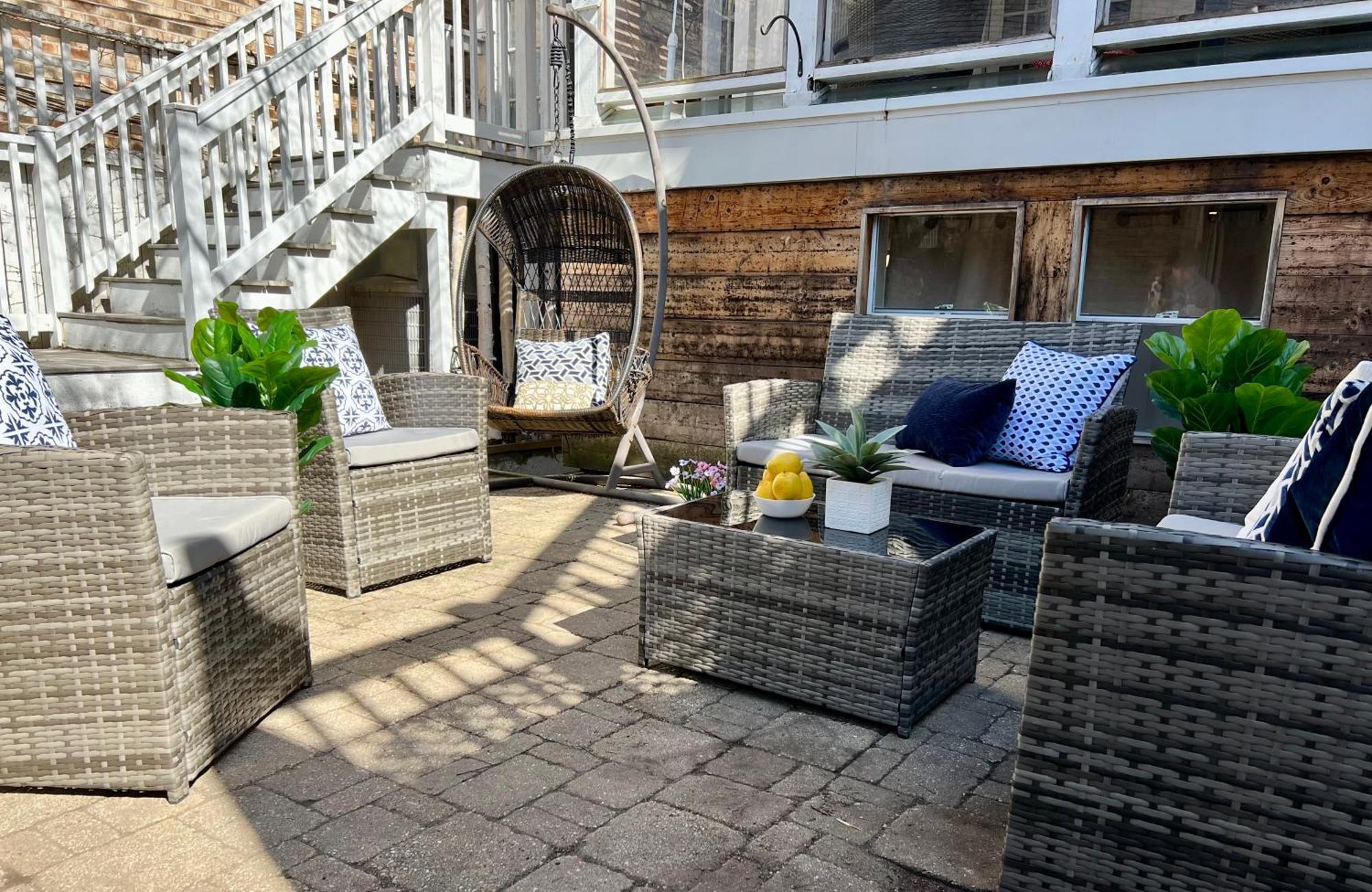 3 Bedroom Spacious Home In Ideal Location W Free Parking Back Yard Pets Welcome Chicago Esterno foto
