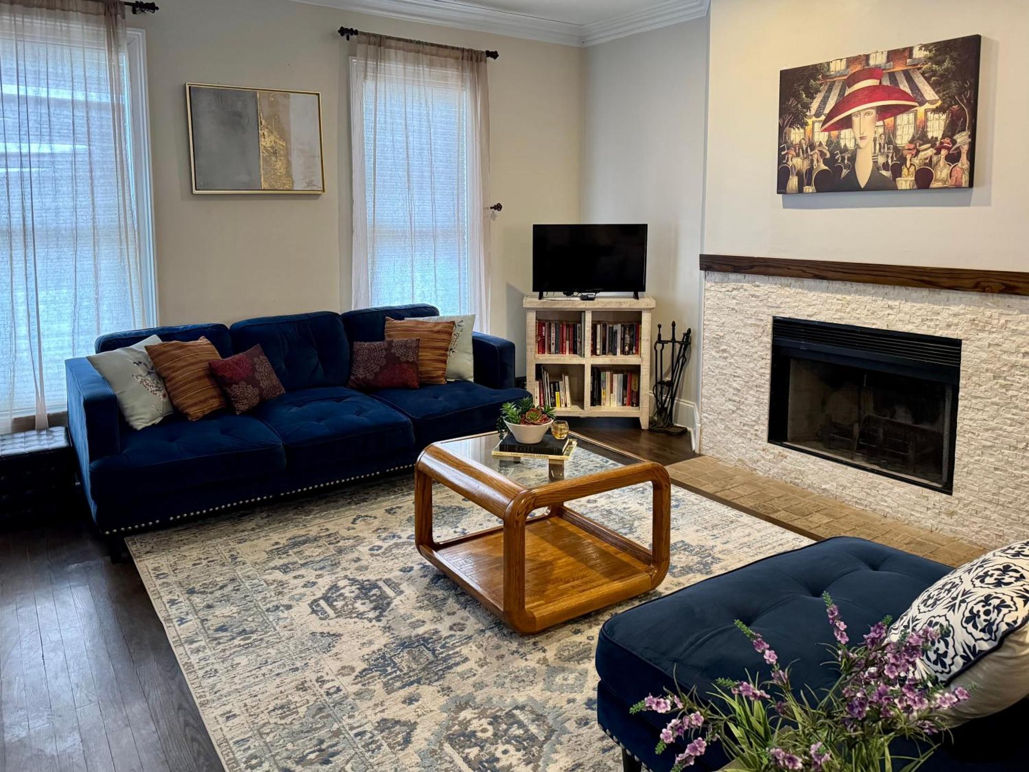 3 Bedroom Spacious Home In Ideal Location W Free Parking Back Yard Pets Welcome Chicago Esterno foto