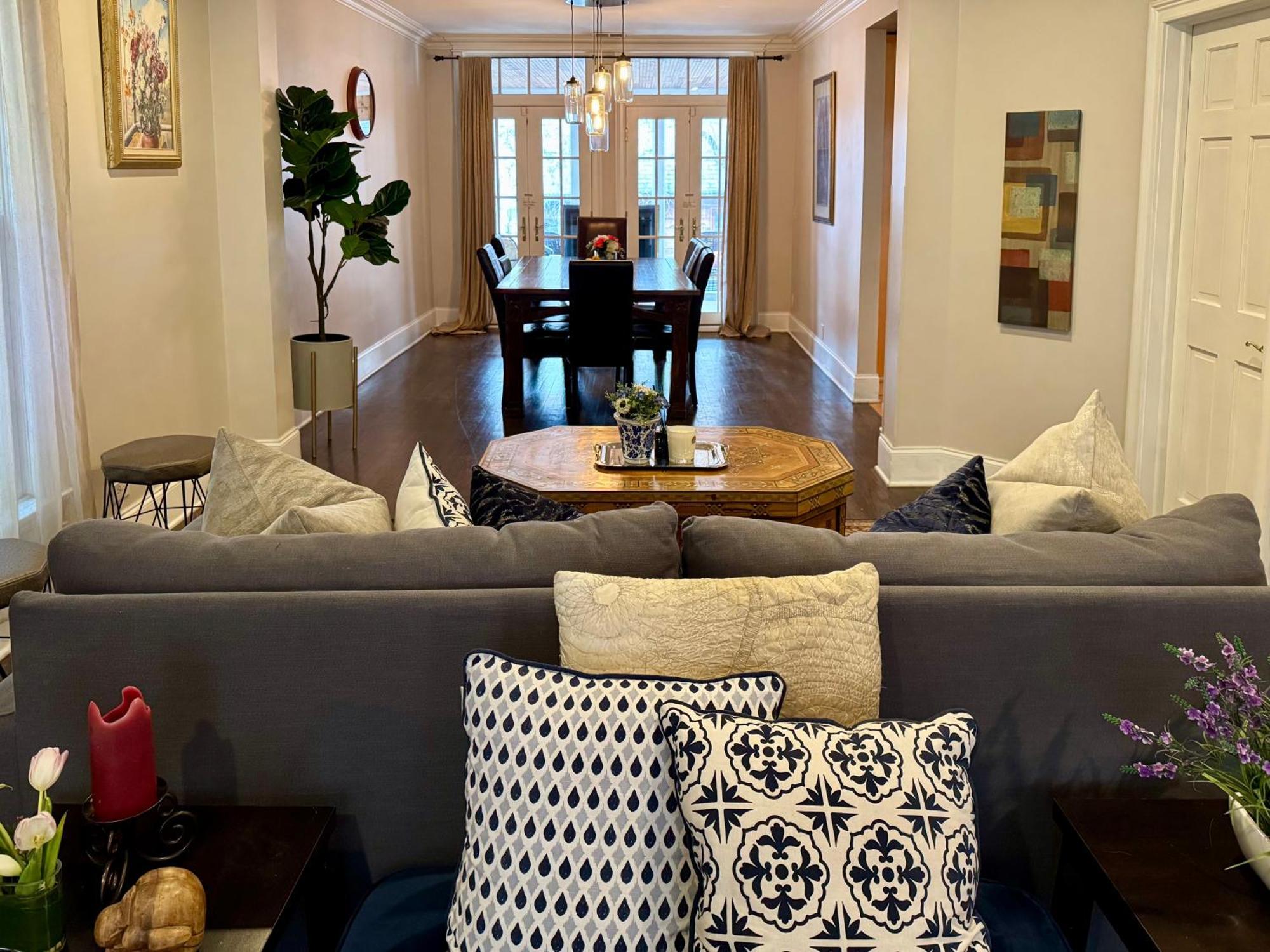 3 Bedroom Spacious Home In Ideal Location W Free Parking Back Yard Pets Welcome Chicago Esterno foto
